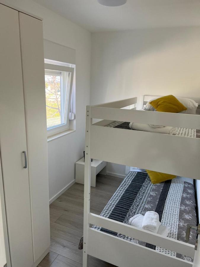 Apartman Ana Apartment Crno Ngoại thất bức ảnh